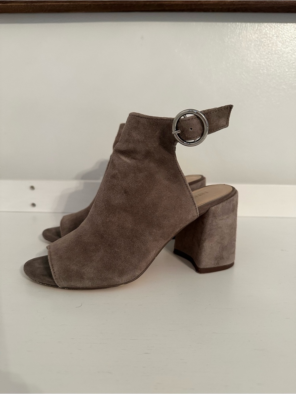 Nine West Gray Suede Heels - Size 5